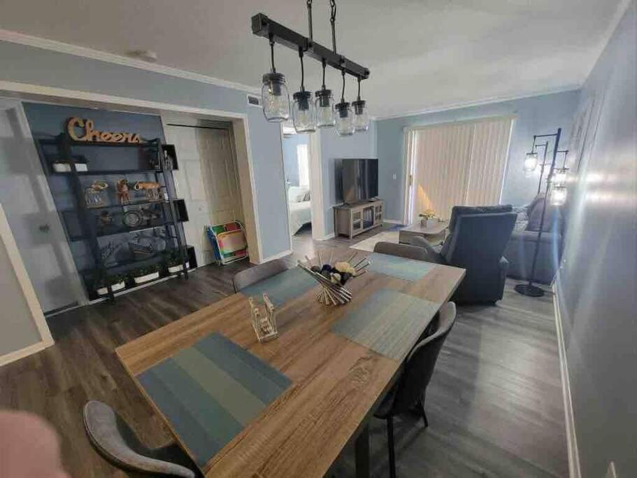 2022 Renovated 2-Bdrm Cozy, Lovely Condo W/Parking! Hilton Head Island Exterior foto