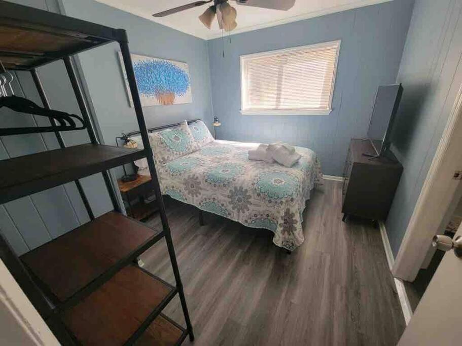 2022 Renovated 2-Bdrm Cozy, Lovely Condo W/Parking! Hilton Head Island Exterior foto