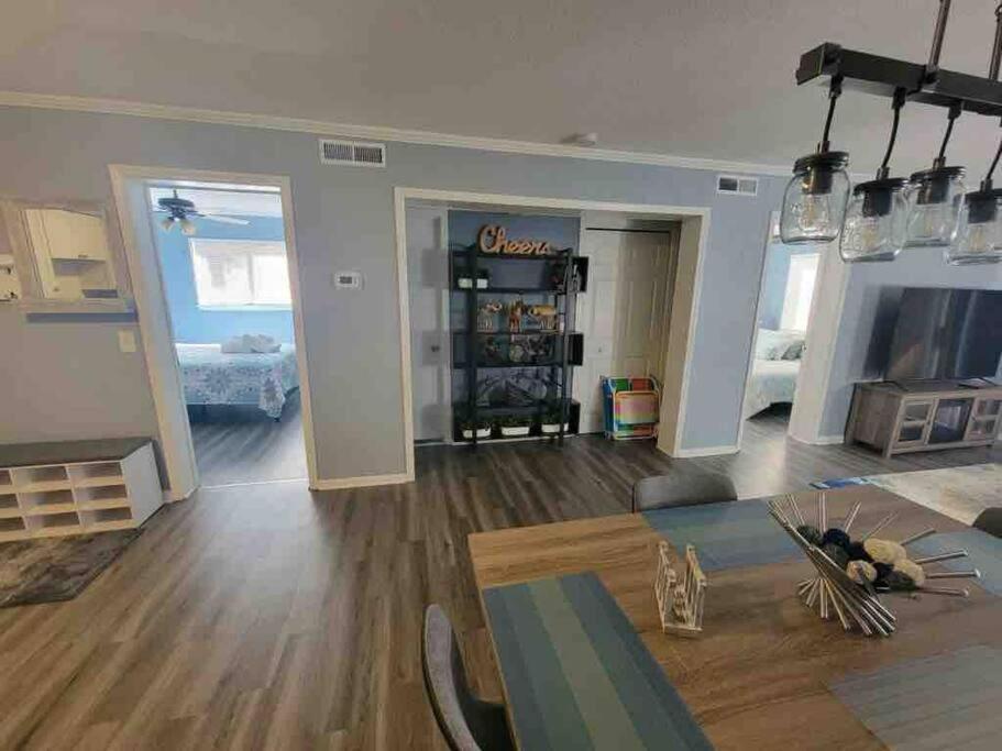 2022 Renovated 2-Bdrm Cozy, Lovely Condo W/Parking! Hilton Head Island Exterior foto